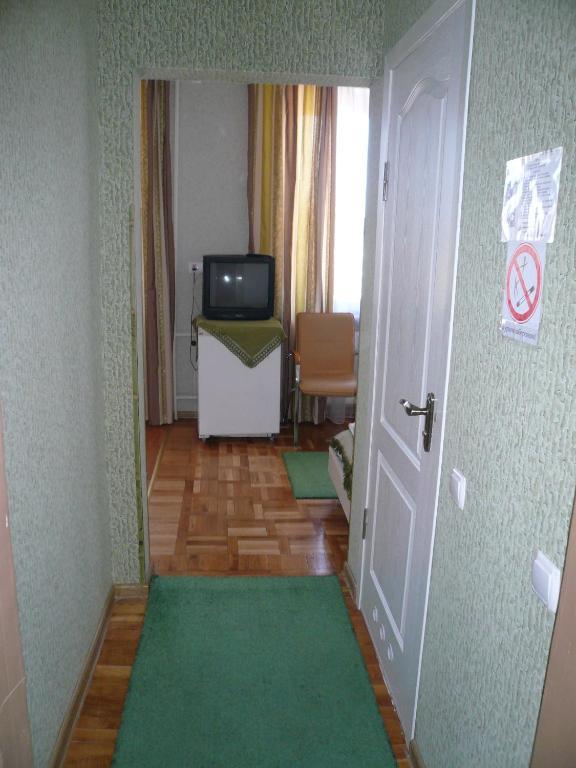 Hotel Gostiniy Dvor Vínnytsia Habitación foto