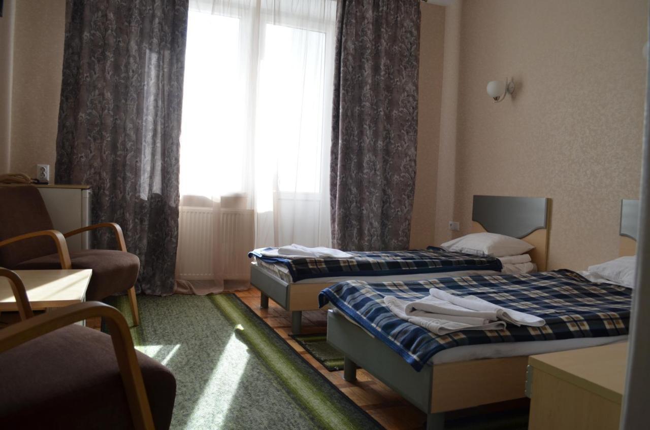 Hotel Gostiniy Dvor Vínnytsia Exterior foto